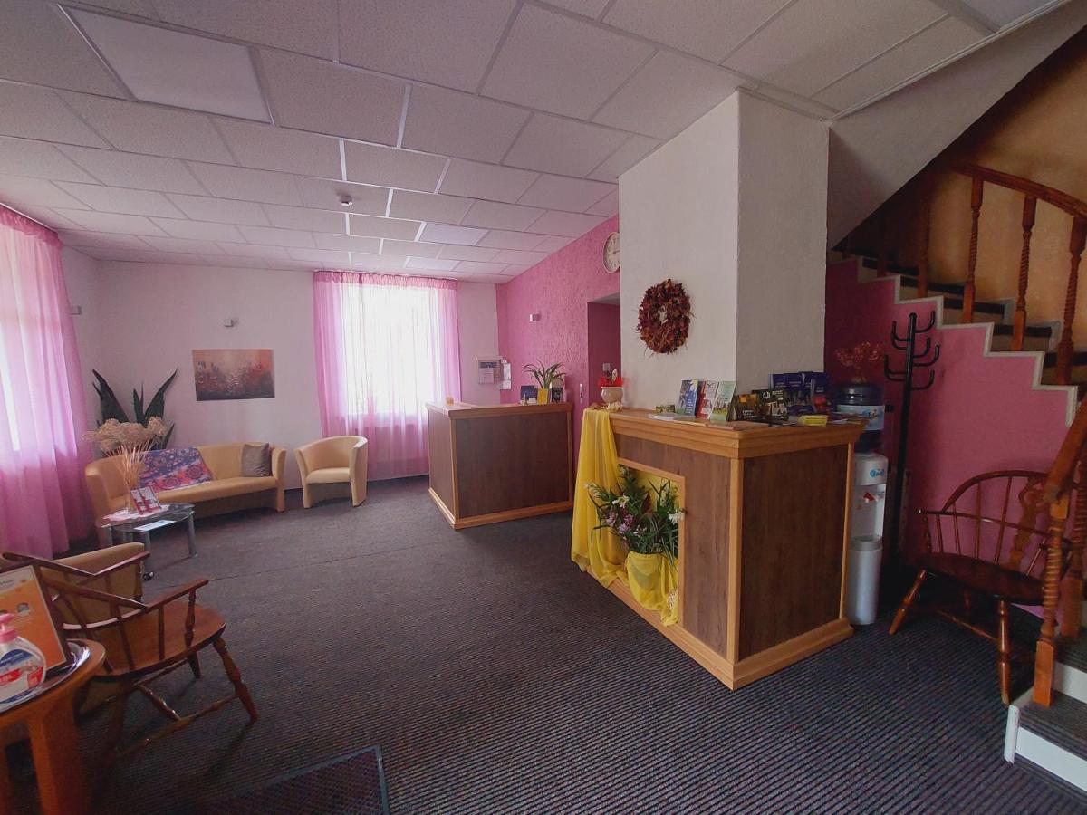 Kalna Ligzda Hotell Smiltene Exteriör bild