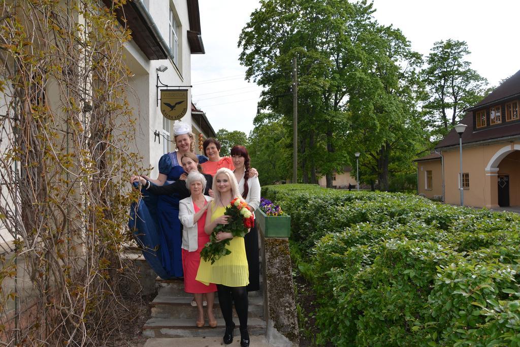 Kalna Ligzda Hotell Smiltene Exteriör bild
