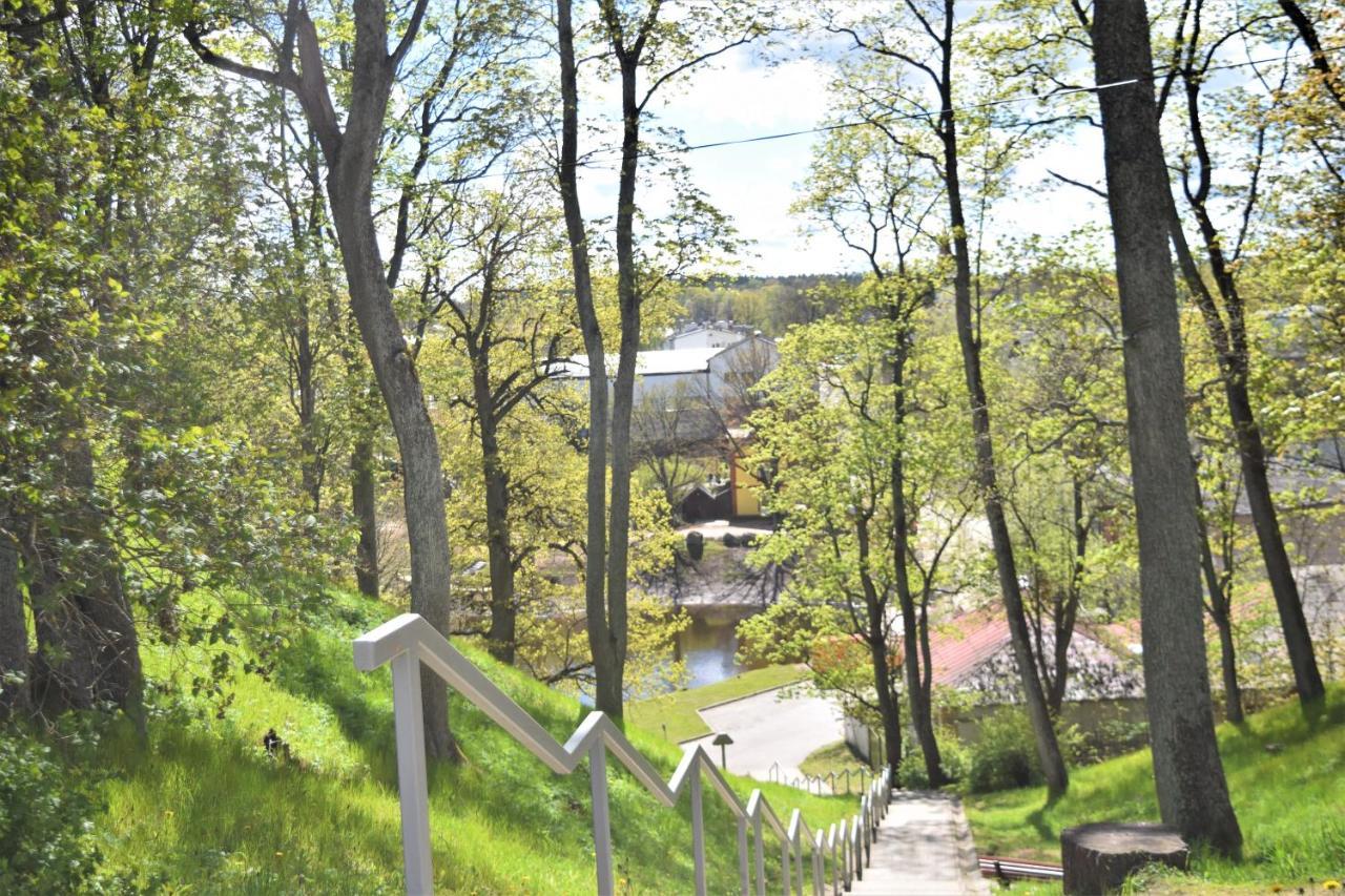 Kalna Ligzda Hotell Smiltene Exteriör bild